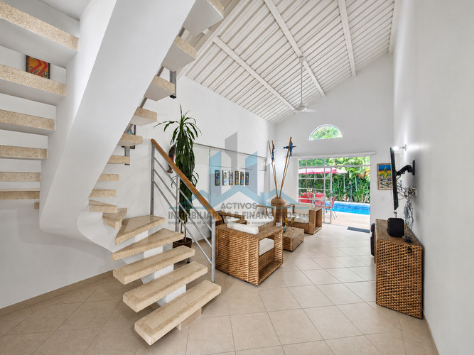Casa de 4 alcobas en venta en Las Palmas, Ricaurte, 241 m² · foto 8 de 22