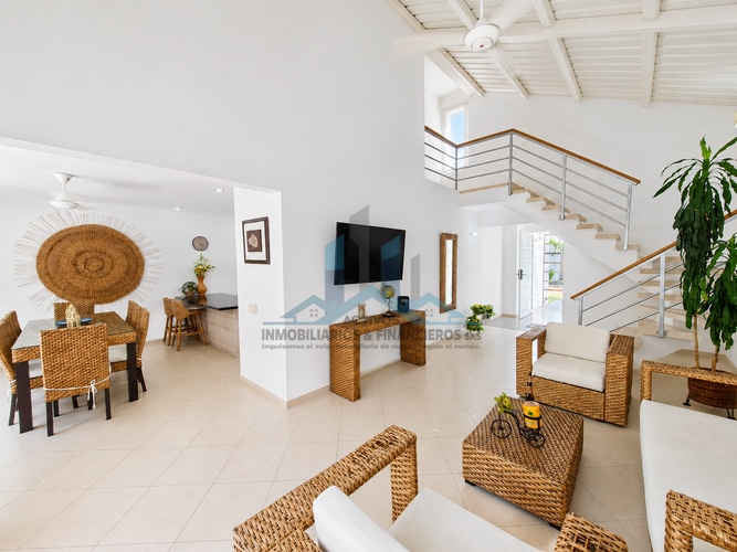 Casa de 4 alcobas en venta en Las Palmas, Ricaurte, 241 m² · foto 6 de 22