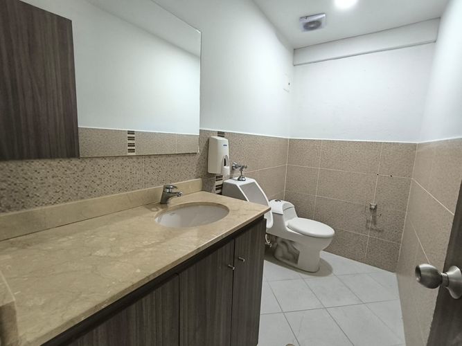 Bodega en venta en Calle Larga, Sabaneta, 809 m² · foto 12 de 21