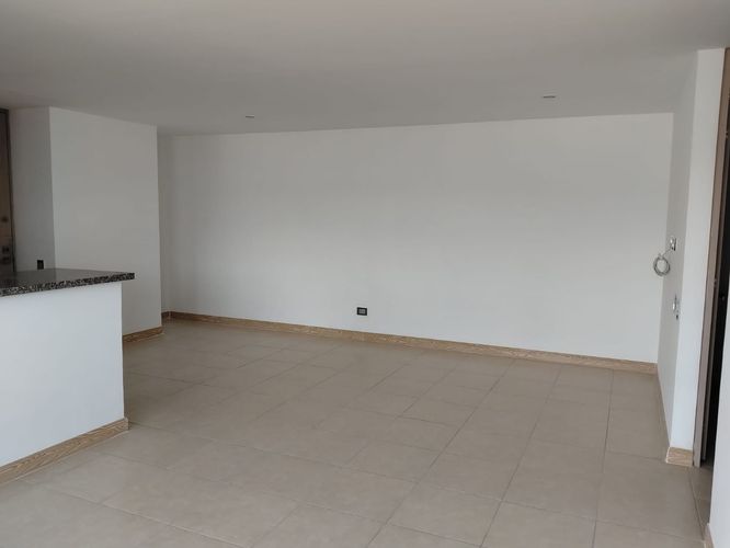 Apartamento de 3 alcobas en arriendo en Loma Del Indio, Medellín, 88 m² · foto 16 de 20