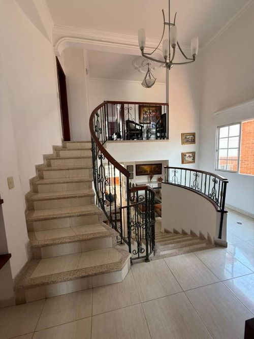 Casa de 5 alcobas en venta en Cañaveral, Floridablanca, 234 m² · foto 7 de 19