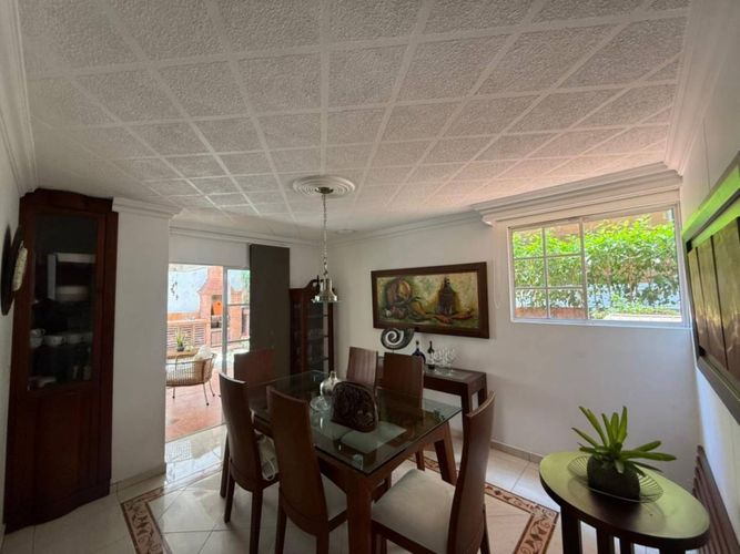 Casa de 5 alcobas en venta en Cañaveral, Floridablanca, 234 m² · foto 17 de 19