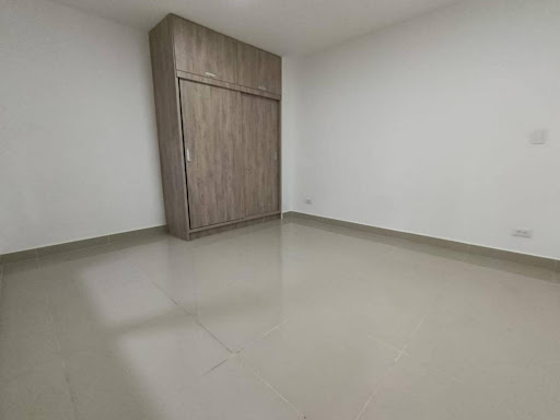 Apartamento en arriendo en La Castellana, Medellín · foto 17 de 19