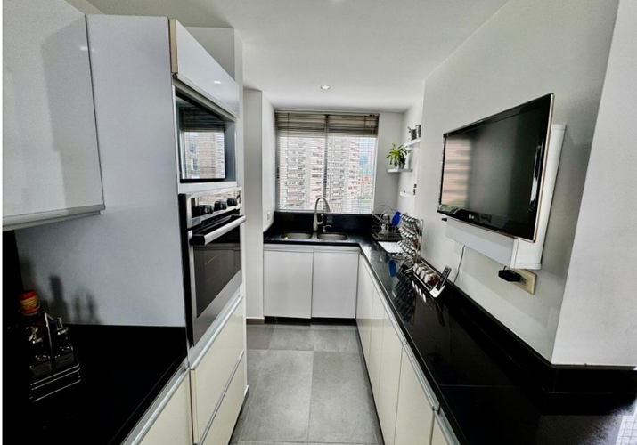Apartamento de 3 alcobas en venta en Loma Del Chocho, Envigado, 120 m² · foto 7 de 24