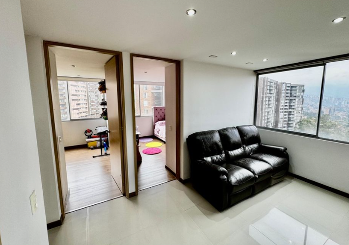 Apartamento de 3 alcobas en venta en Loma Del Chocho, Envigado, 120 m² · foto 14 de 24