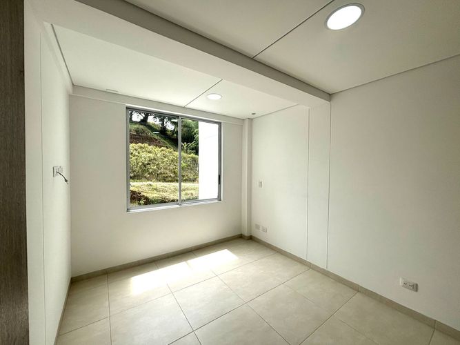 Casa en venta en Pinares, Pereira · foto 2 de 21