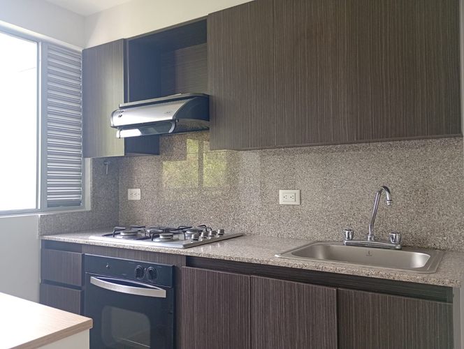Apartamento de 2 alcobas en arriendo en Laureles, Medellín, 65 m² · foto 9 de 19