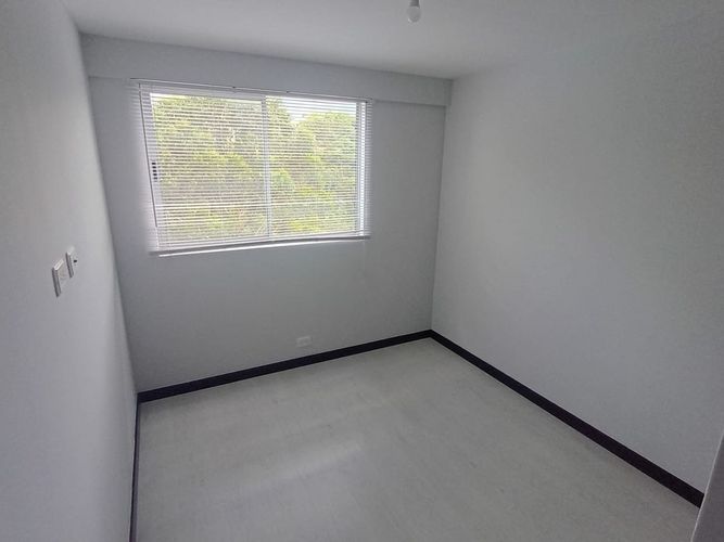 Apartamento de 2 alcobas en arriendo en Laureles, Medellín, 65 m² · foto 10 de 19
