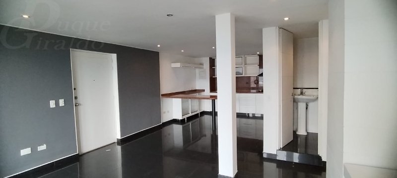 Apartamento en arriendo en El Poblado, Medellín · foto 6 de 15