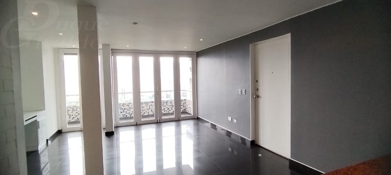 Apartamento en arriendo en El Poblado, Medellín · foto 8 de 15