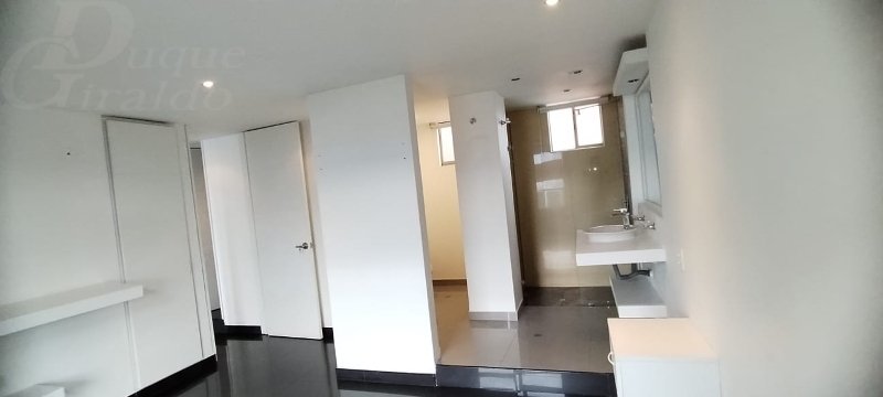 Apartamento en arriendo en El Poblado, Medellín · foto 14 de 15