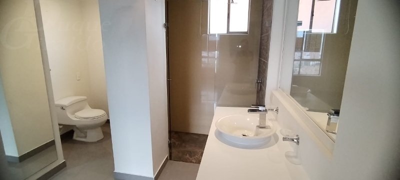 Apartamento en arriendo en El Poblado, Medellín · foto 15 de 15