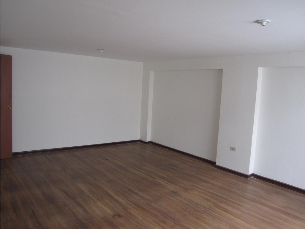 Casa en venta en Barrios Unidos, Bogotá · foto 14 de 24