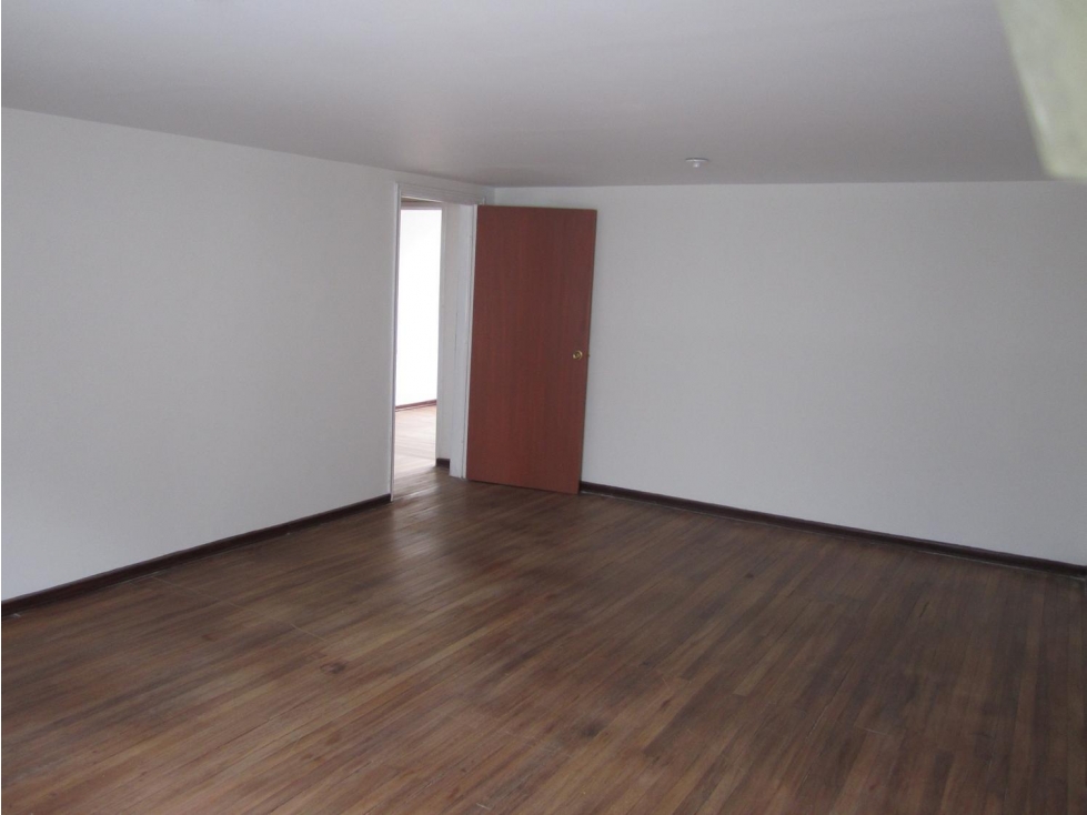 Casa en venta en Barrios Unidos, Bogotá · foto 15 de 24
