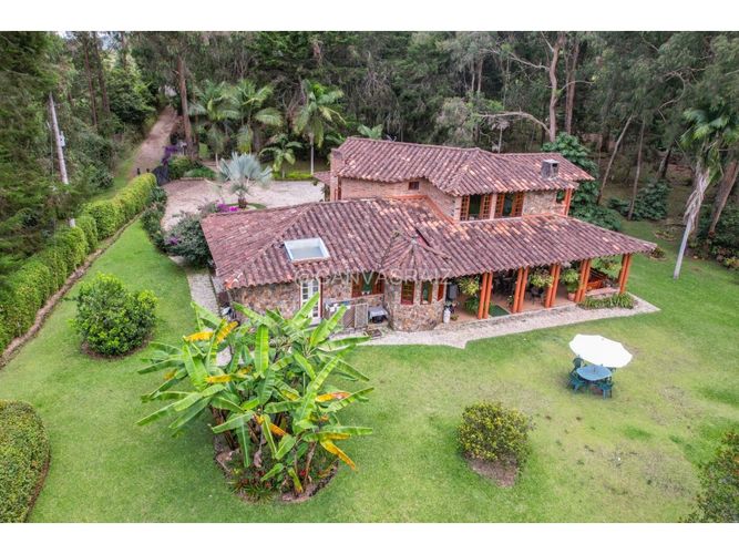 Finca en venta en Llano Grande, Rionegro, 400 m² · foto 3 de 24