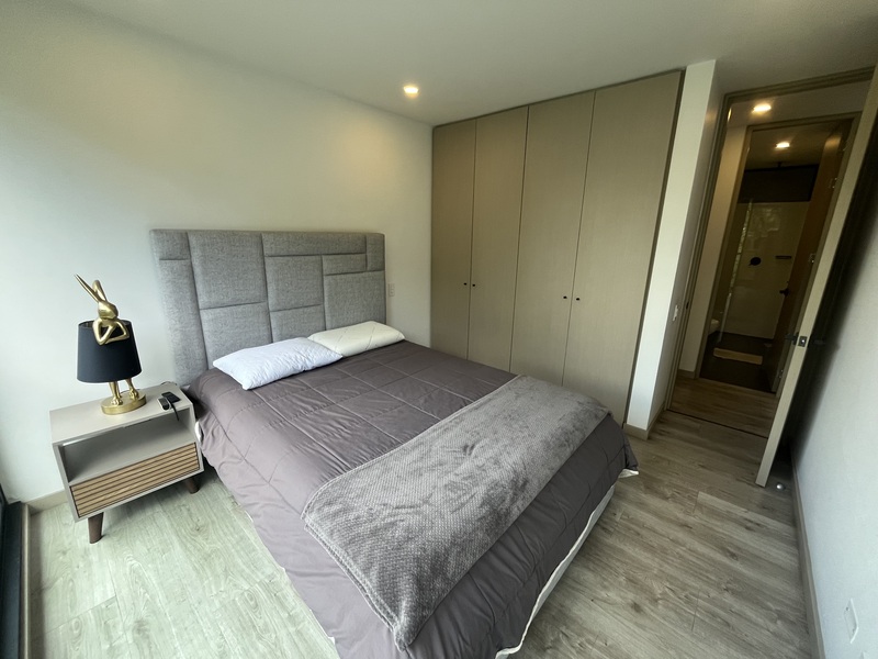Apartamento en arriendo en Altos Del Poblado, Medellín · foto 6 de 14