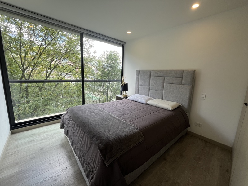 Apartamento en arriendo en Altos Del Poblado, Medellín · foto 7 de 14