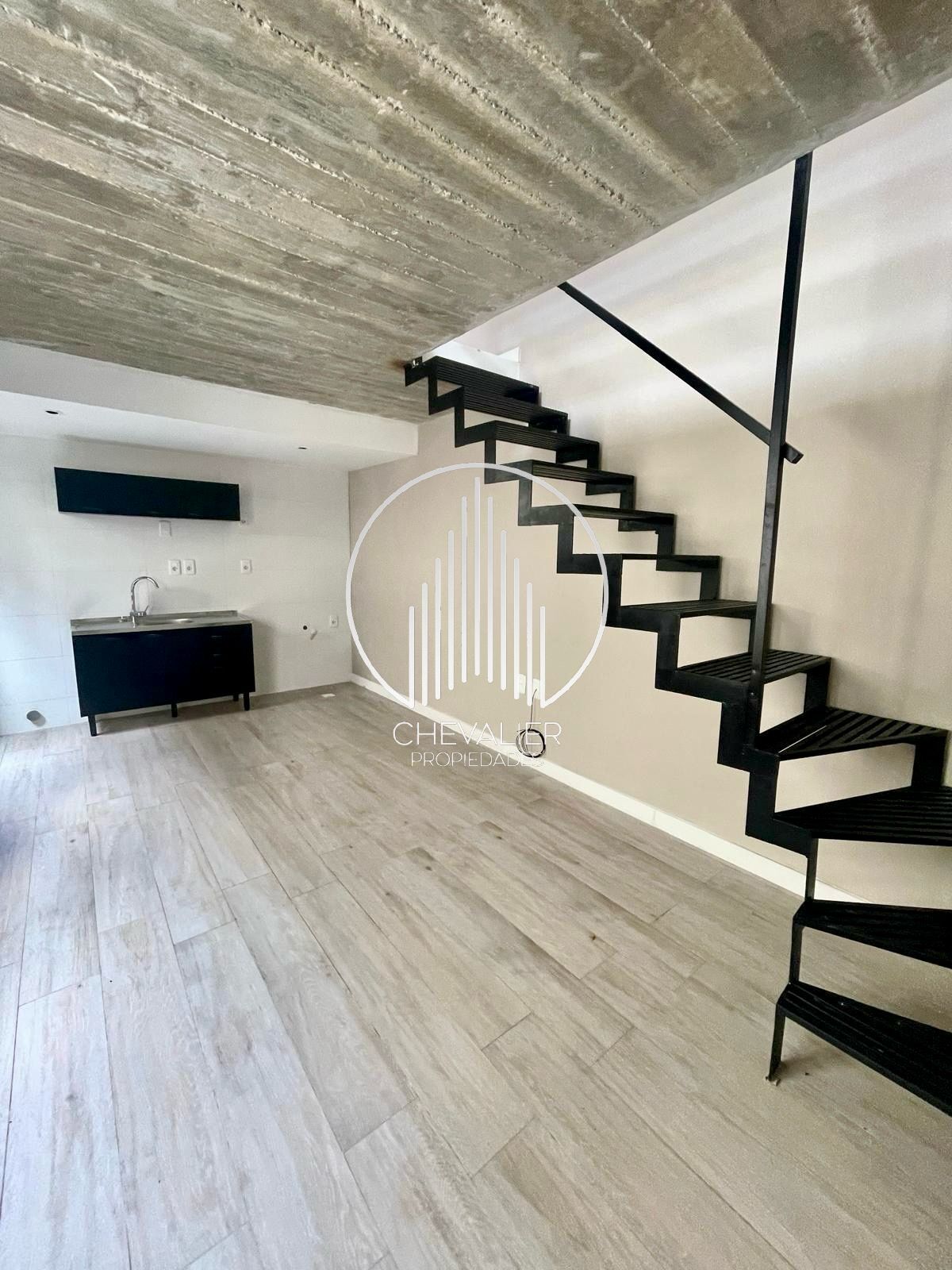 2928 / Excelente apartamento duplex en alquiler estilo industrial 1 dorm / La blanqueada · Foto 1