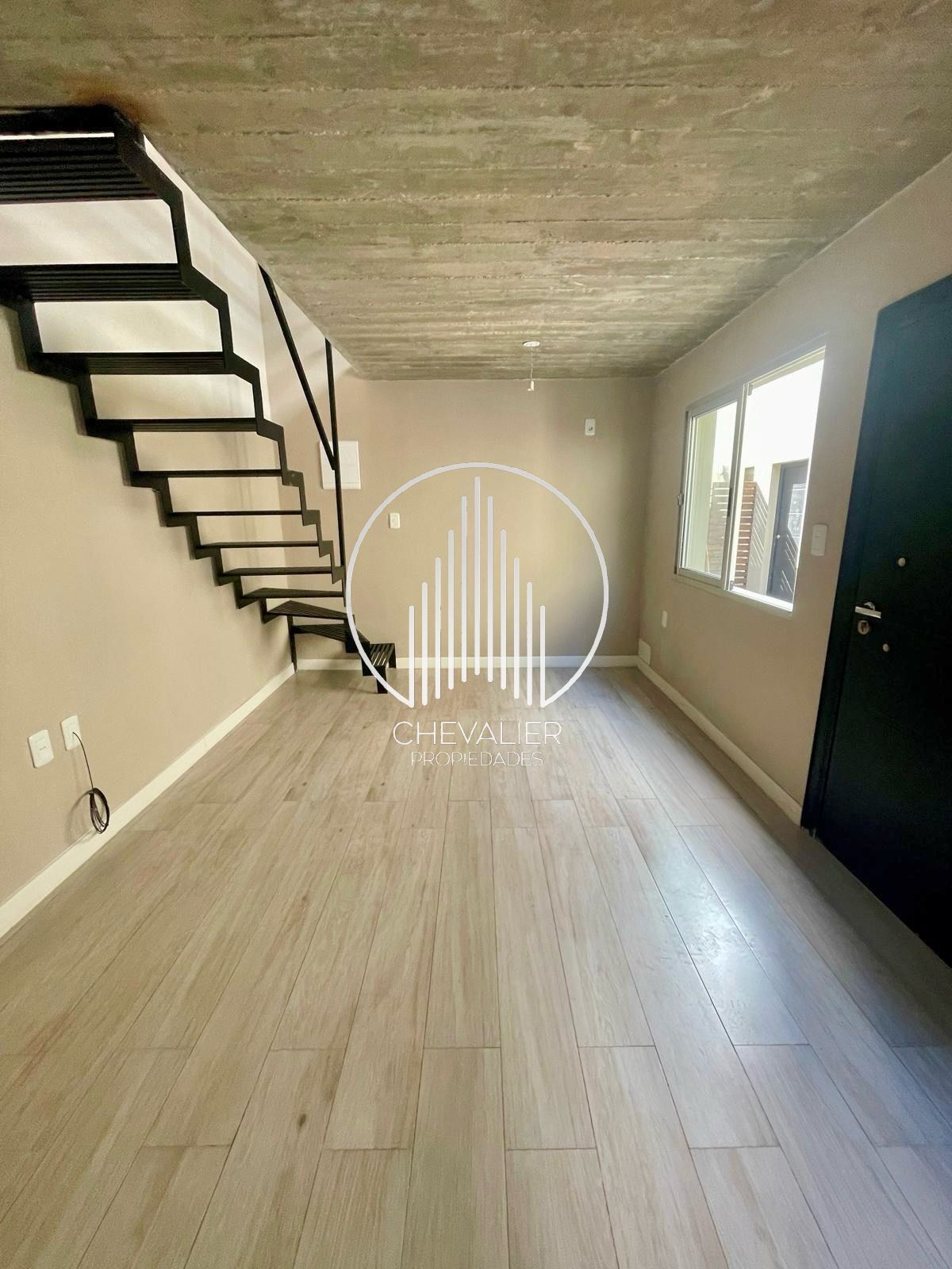 2928 / Excelente apartamento duplex en alquiler estilo industrial 1 dorm / La blanqueada · Foto 5