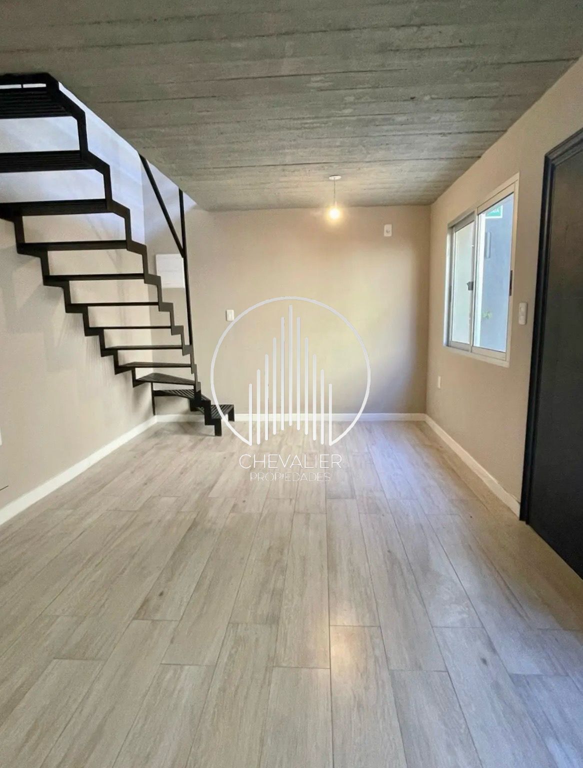 2928 / Excelente apartamento duplex en alquiler estilo industrial 1 dorm / La blanqueada · Foto 7