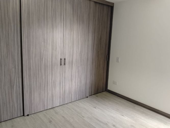 Apartamento de 2 alcobas en arriendo en El Poblado, Medellín, 64 m² · foto 13 de 17