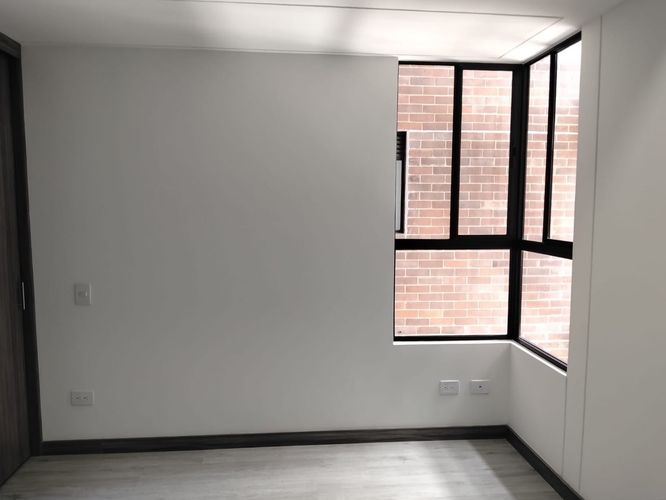 Apartamento de 2 alcobas en arriendo en El Poblado, Medellín, 64 m² · foto 10 de 17