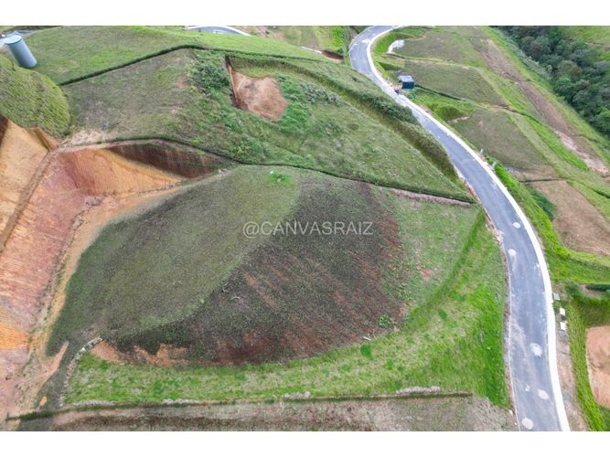 Lote en venta en El Chuscal, El Retiro, 2213 m² · foto 2 de 5