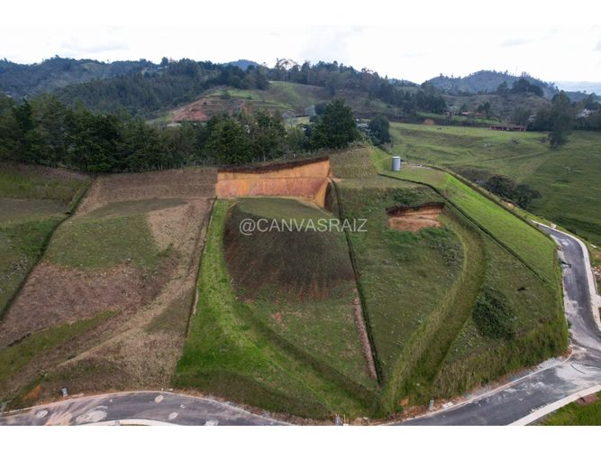 Lote en venta en El Chuscal, El Retiro, 2213 m² · foto 3 de 5