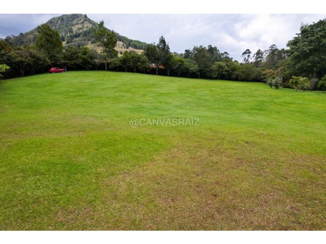 Lote en venta en San Nicolas, La Ceja, 9411 m² · foto 2 de 10