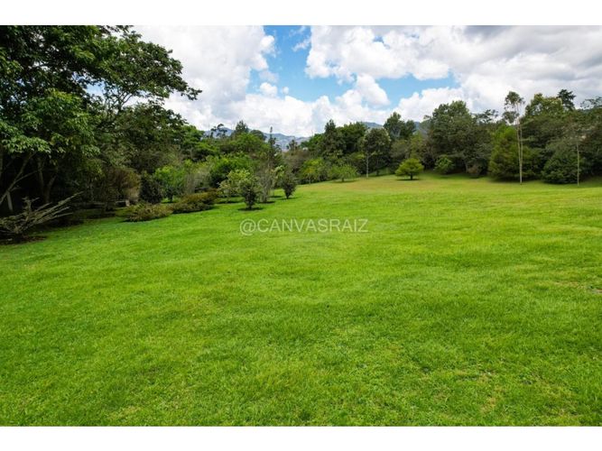 Lote en venta en San Nicolas, La Ceja, 9411 m² · foto 9 de 10