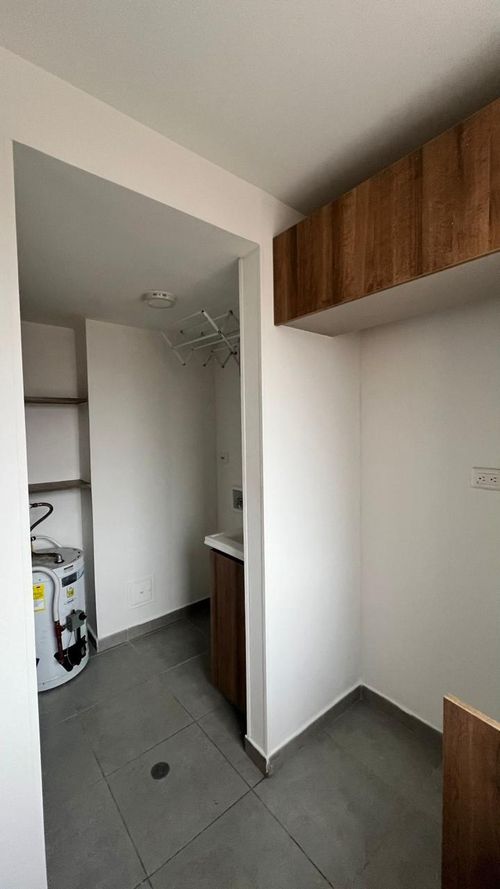 Apartaestudio en venta en Engativá, Bogotá, 35 m² · foto 7 de 14