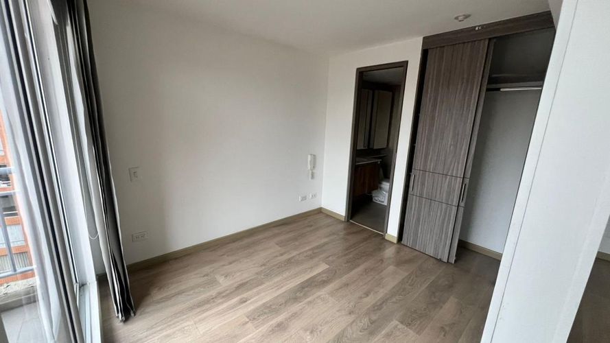 Apartaestudio en venta en Engativá, Bogotá, 35 m² · foto 9 de 14