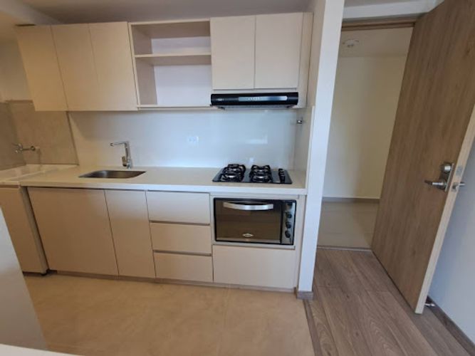 Apartamento de 2 alcobas en arriendo en Barro Blanco, Rionegro, 57 m² · foto 3 de 18