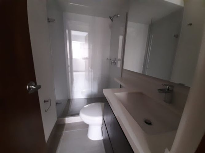 Apartamento de 3 alcobas en venta en San Jose Obrero, Bello, 82 m² · foto 5 de 18
