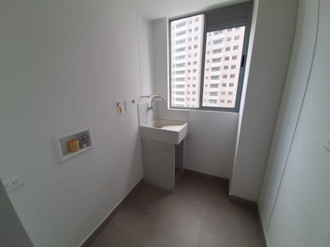 Apartamento de 3 alcobas en venta en San Jose Obrero, Bello, 82 m² · foto 13 de 18