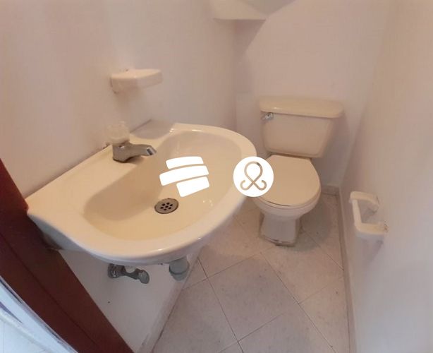 Casa de 4 alcobas en venta en La Navarra, Bello, 73 m² · foto 5 de 6