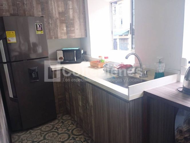 Bodega en venta en El Poblado, Medellín, 387 m² · foto 10 de 21