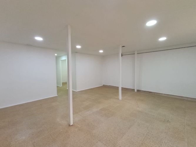 Bodega en arriendo en Boston, Medellín, 277 m² · foto 6 de 18