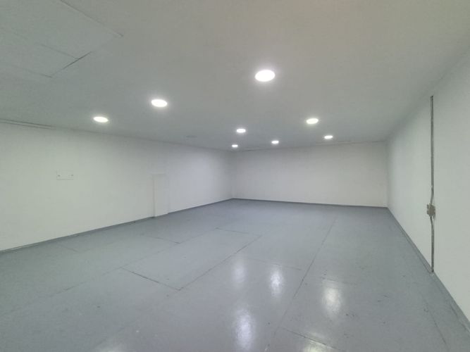 Bodega en arriendo en Boston, Medellín, 277 m² · foto 10 de 18