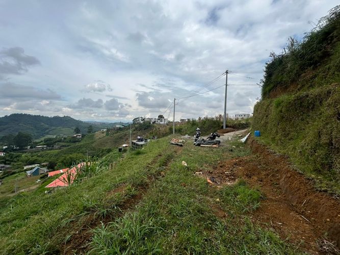 Lote en venta en Gaitan, Dosquebradas, 400 m² · foto 6 de 11