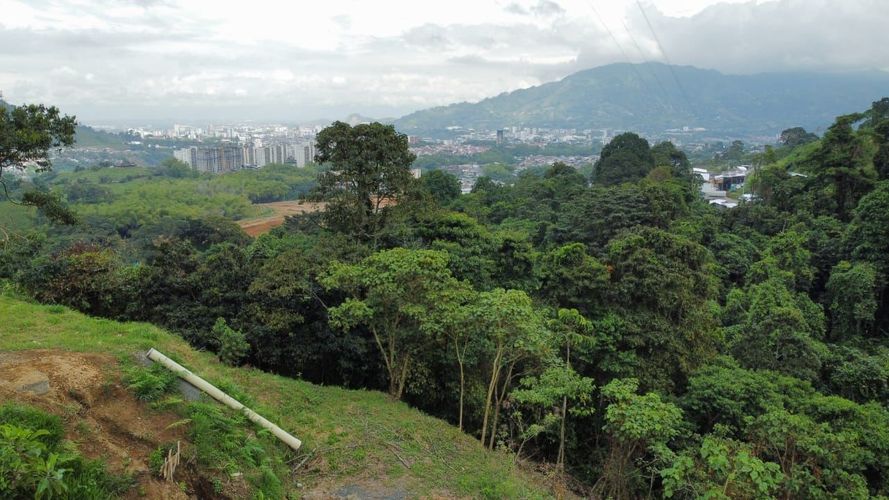 Lote en venta en Gaitan, Dosquebradas, 2400 m² · foto 9 de 15