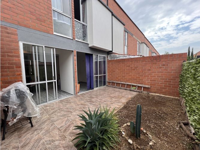 Casa de 3 alcobas en venta en Cinco Soles, Cali, 100 m² · foto 13 de 17