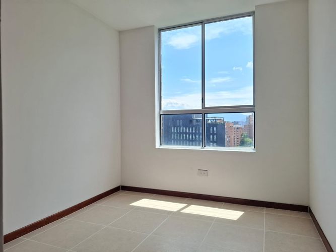 Apartamento en arriendo en El Poblado, Medellín · foto 8 de 18