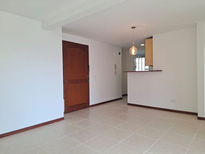 Apartamento en arriendo en El Poblado, Medellín · foto 13 de 18