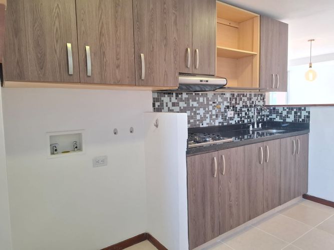 Apartamento en arriendo en El Poblado, Medellín · foto 7 de 18