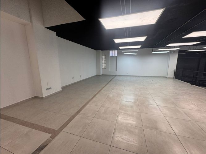 Local en arriendo en Antonia Santos Centro, Bucaramanga, 150 m² · foto 3 de 12