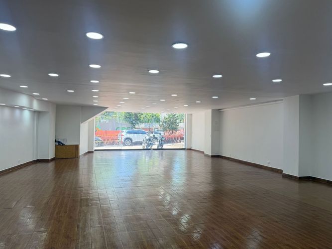 Local en arriendo en San Marcos, Envigado, 200 m² · foto 2 de 7