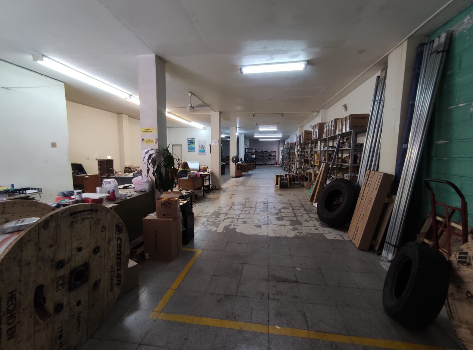 Warehouse for sale in Belén, Medellín 3
