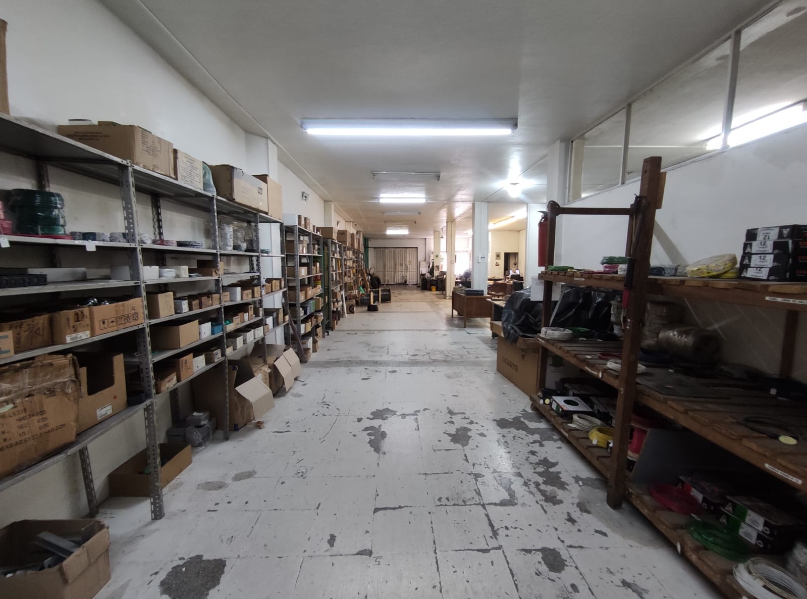 Warehouse for sale in Belén, Medellín 4