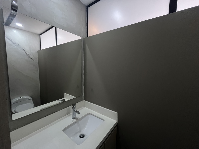 Apartamento en arriendo en Altos Del Poblado, Medellín · foto 11 de 14